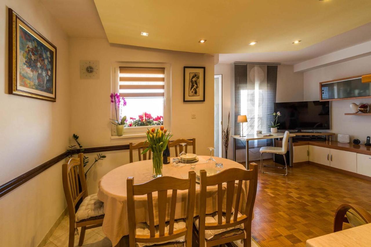 Apartment Many Πούλα Εξωτερικό φωτογραφία
