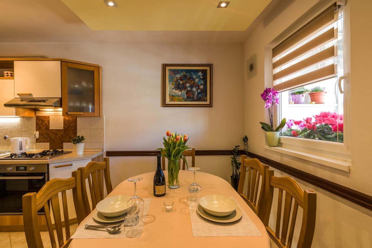 Apartment Many Πούλα Εξωτερικό φωτογραφία