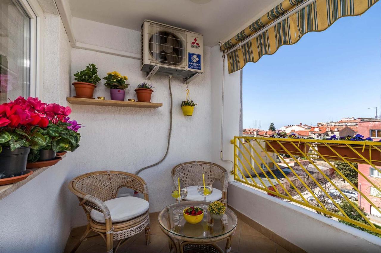 Apartment Many Πούλα Εξωτερικό φωτογραφία